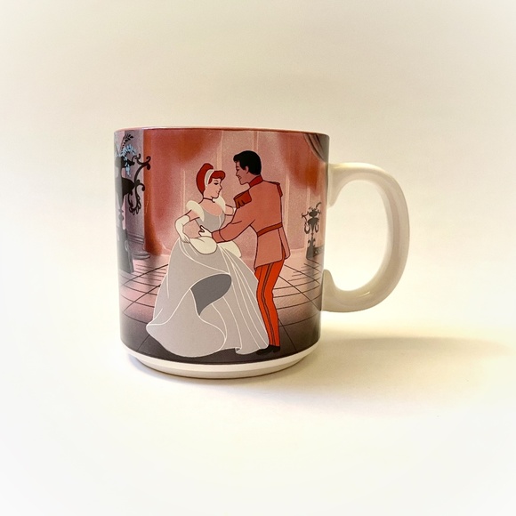 VTG Walt Disney’s Classic Cinderella Mug with Box - Picture 4 of 13